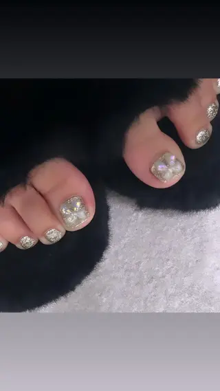 ネイル 鈴木 愛のネイルデザイン