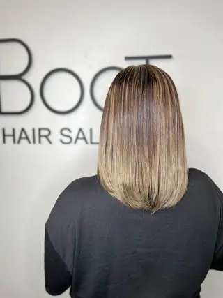 セミロング カラー DEST ゆりかのヘアスタイル