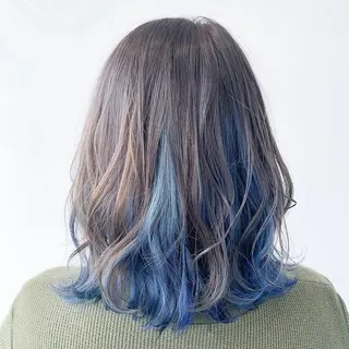 ミディアム カラー 坂柳 朱音のヘアスタイル