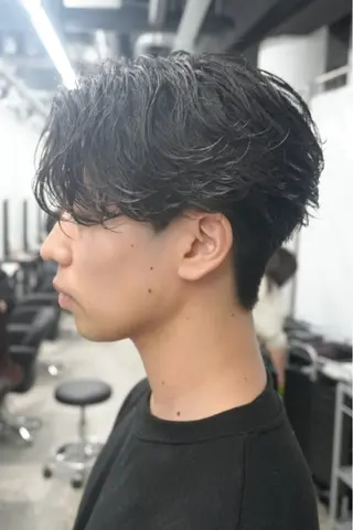パーマ メンズ 湖城 恵吾のヘアスタイル
