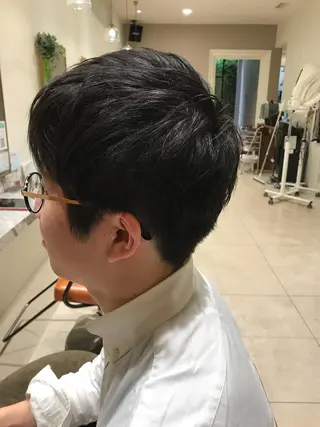 ショート メンズ 菅 由梨菜のヘアスタイル