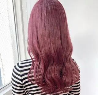 ロング カラー ヘアアレンジ 🫧モテる💗ダメー ジレスハイトーン🫧のヘアスタイル