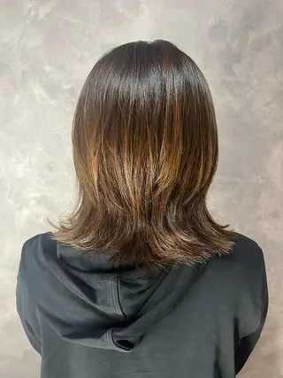 ミディアム Mika Haraguchiのヘアスタイル