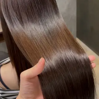 ロング 藤山大地 /カラーモデルのヘアスタイル