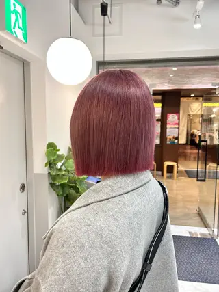 ミディアム カラー 薄田 珠美のヘアスタイル