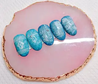 ネイル CROWN プライベートサロンのネイルデザイン