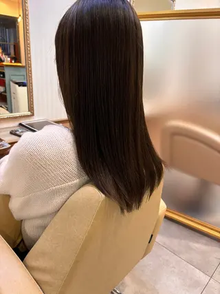 ロング 吉井 愛のヘアスタイル
