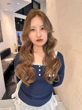 ロング Hana ハイトーン🕯🩰のヘアスタイル