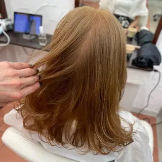 ミディアム カラー ⭐️韓国ブリーチ 顔周りカット⭐️のヘアスタイル