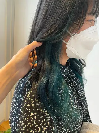 セミロング カラー パーマ ヘアアレンジ ハイトーンカラー🤍 山下 優華のヘアスタイル