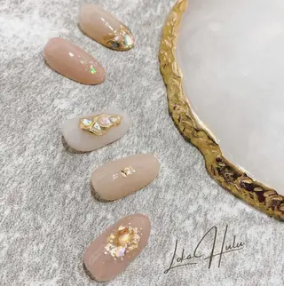 ネイル LOKA-HULU  ロカフルのマツエク・マツパデザイン