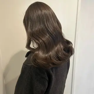 セミロング カラー otoha✳︎ くすみ艶カラーのヘアスタイル