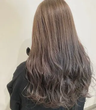 カラー 林 美月のヘアスタイル
