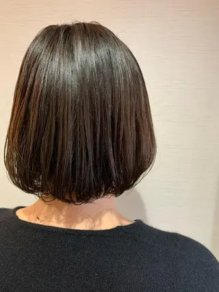 ショート カラー 蓮見  友里のヘアスタイル