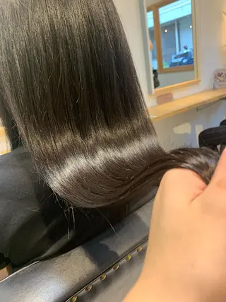 カラー 山本 舜也のヘアスタイル