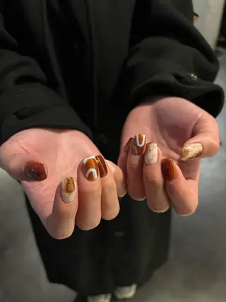 ネイル Manon Tomiのネイルデザイン