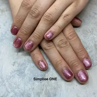 ネイル シンプリーワン 渋谷店🪄MOENAのネイルデザイン