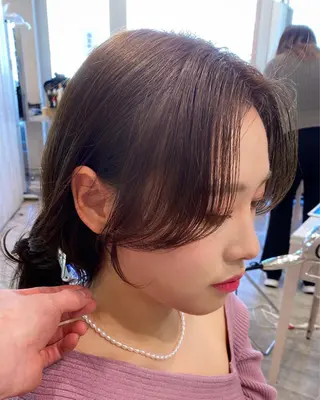 セミロング カラー 顔まわりカット🌟 くびれヘア/寺門遥輝のヘアスタイル