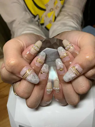 ネイル LAVISH nail salonのネイルデザイン