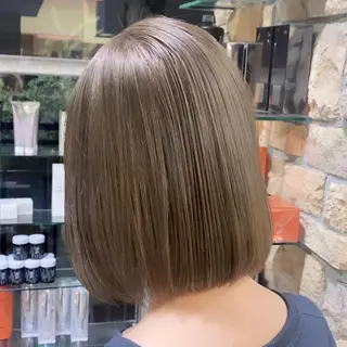 ショート カラー 𝙎𝙚𝙞𝙧𝙖 ☆カット/パーマのヘアスタイル