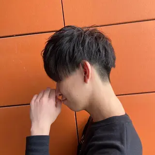 ショート 井手 孔介のヘアスタイル
