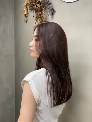 ロング カラー 楠奥 結衣のヘアスタイル