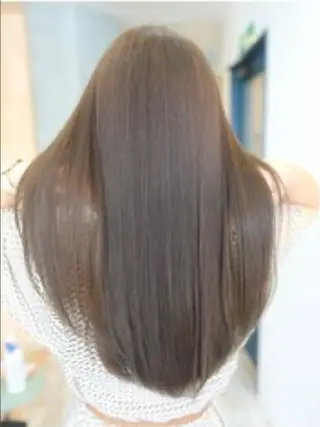 ロング 須賀 知穂のヘアスタイル