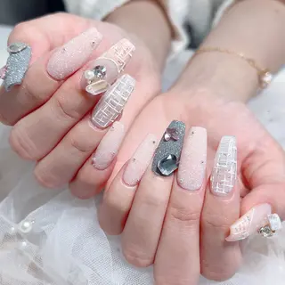 ネイル M🌷nail 長さだし専門店のネイルデザイン