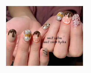 ネイル ﾈｲﾙﾙｰﾑﾘｯｶ 𝐦𝐚𝐲𝐮のネイルデザイン