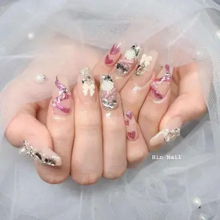 ネイル Hin Nailsのネイルデザイン
