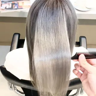 セミロング パーマ 艶髪と透明感を ‼️/若林のヘアスタイル