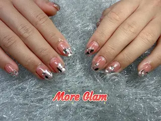 ネイル MoreGlam Nailsのネイルデザイン