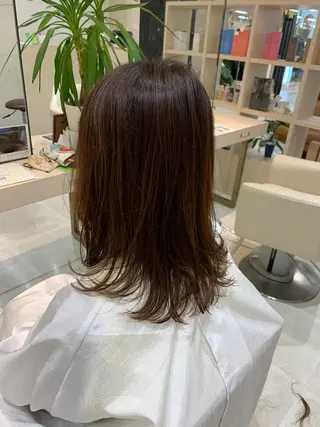 セミロング 神田 桃菜のヘアスタイル