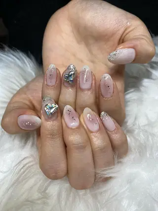 ネイル crystal ⭐︎ colorのネイルデザイン