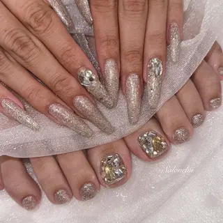 ネイル SALON ELVI.のネイルデザイン