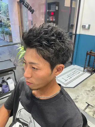 ショート メンズ メンズカット、パーマ 特化美容師🌀/高田の眉毛・アイブロウイメージ