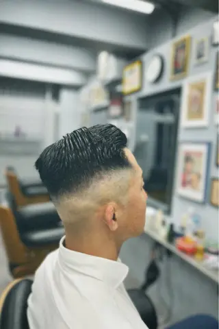 ショート メンズ 池袋メンズパーマ フェード純平のヘアスタイル
