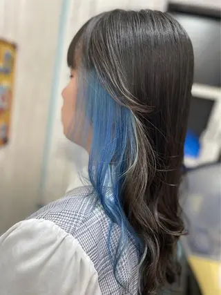 セミロング カラー ヘアアレンジ ハイトーン・ブリーチ ムラ修正　八須　錬のヘアスタイル