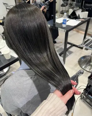 セミロング カラー パーマ ヘアアレンジ 透明感/オリーブ/ グレージュ/YUKAのヘアスタイル