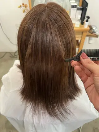セミロング 三島 有佳里のヘアスタイル
