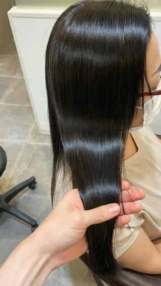 ロング マスイ カイセイのヘアスタイル