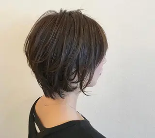 ショート カラー 杉田 健太のヘアスタイル