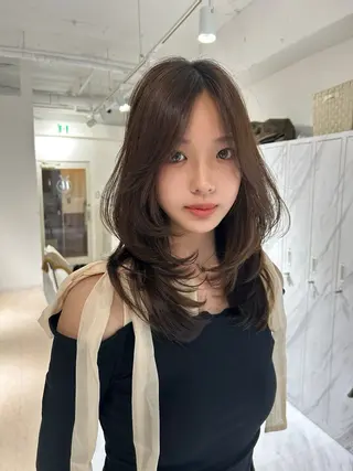 セミロング yuuka 🖤韓国ヘア🖤のヘアスタイル