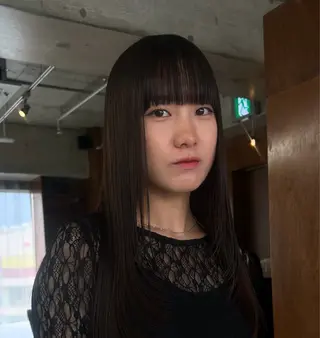 セミロング 柔らかいオリーブ🍃 カラーNatsumiのヘアスタイル
