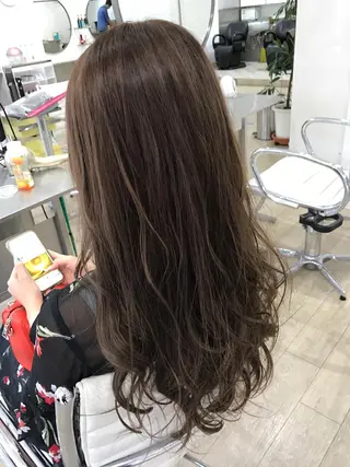ミディアム カラー 西村あきや トレンド韓国ヘアのヘアスタイル