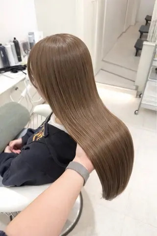 セミロング カラー ParveMix 🩶🫧入江 香名のヘアスタイル