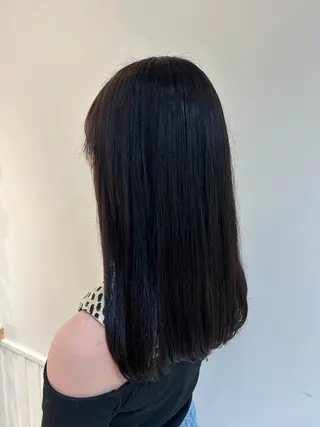 セミロング カラー 大川 夏実のヘアスタイル