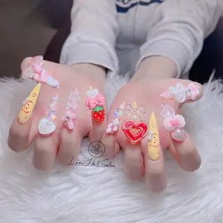 ネイル Lumi Shinokuboのネイルデザイン