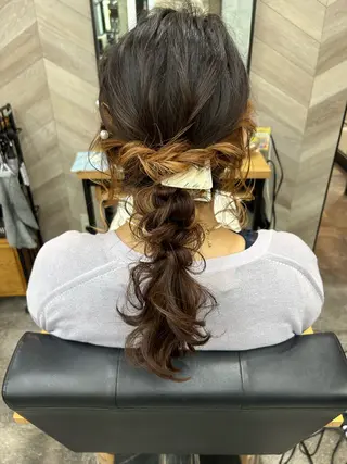ミディアム ヘアアレンジ SHANTi 飯塚 ヘアセット/髪質改善のヘアスタイル