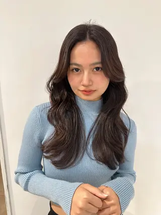 ミディアム 大人可愛いレイヤー 大田のヘアスタイル